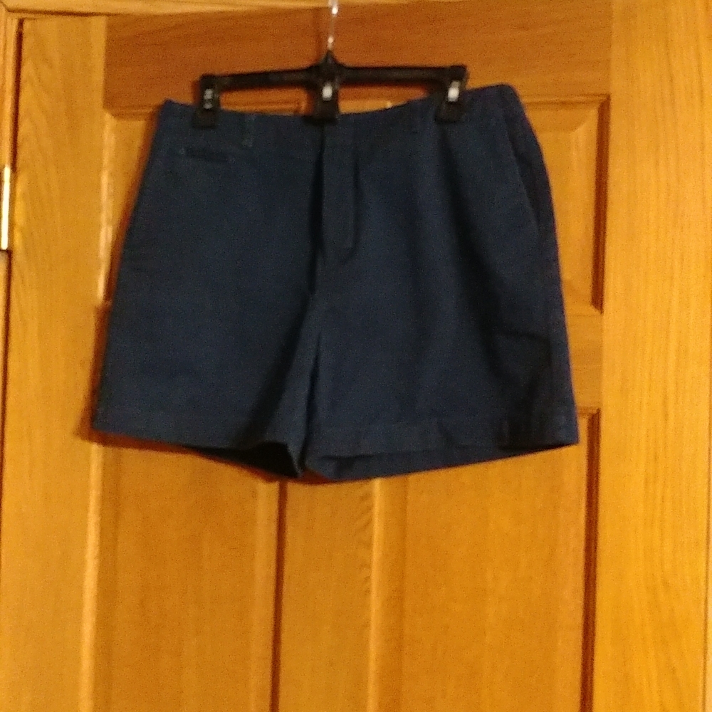 Woman's Dockers Petite Shorts